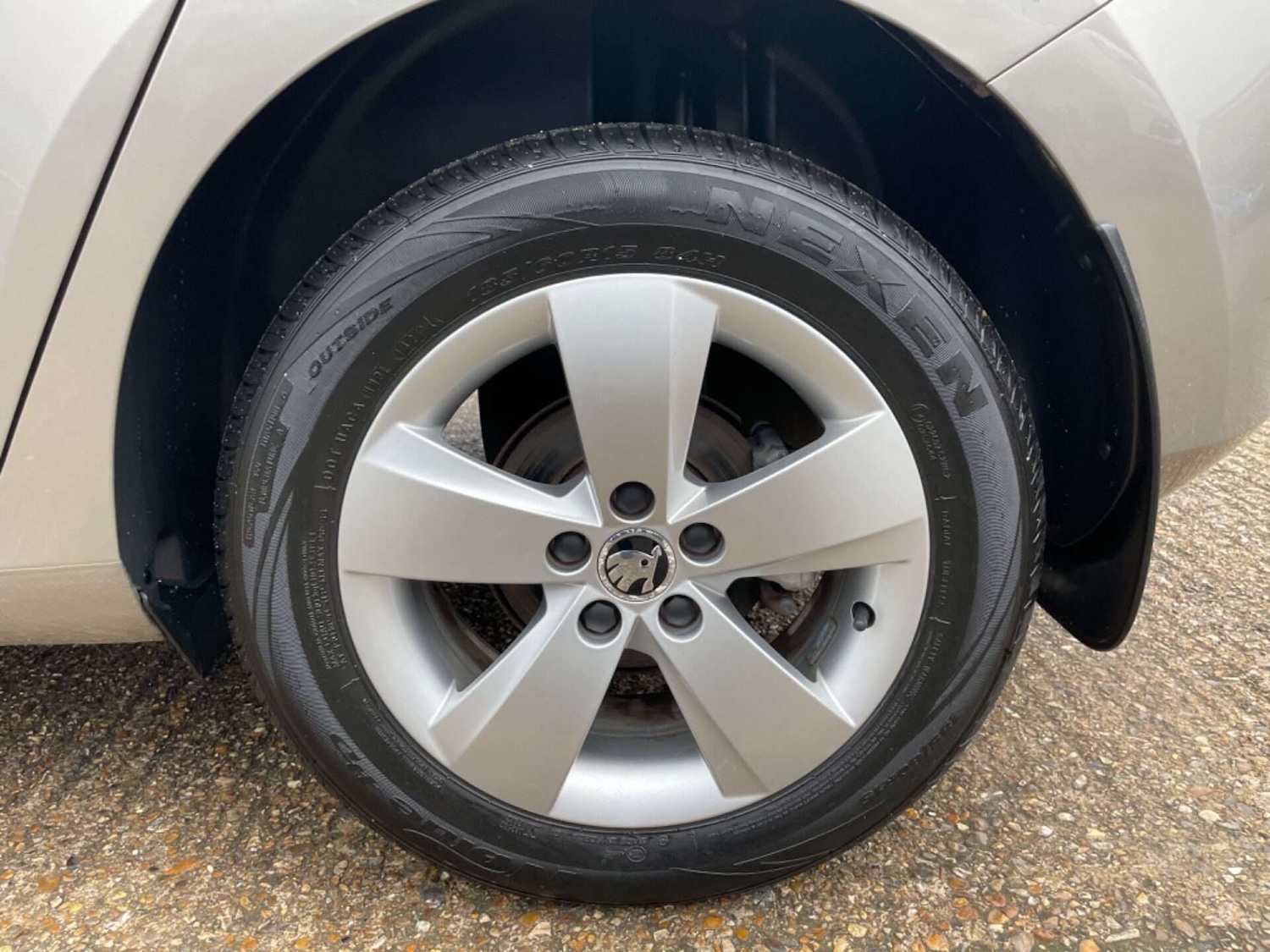 Used Skoda Fabia 2015 for sale - 76905232: Photo 13