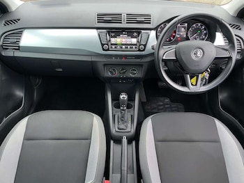 Used Skoda Fabia 2015 for sale - 76905232: Photo