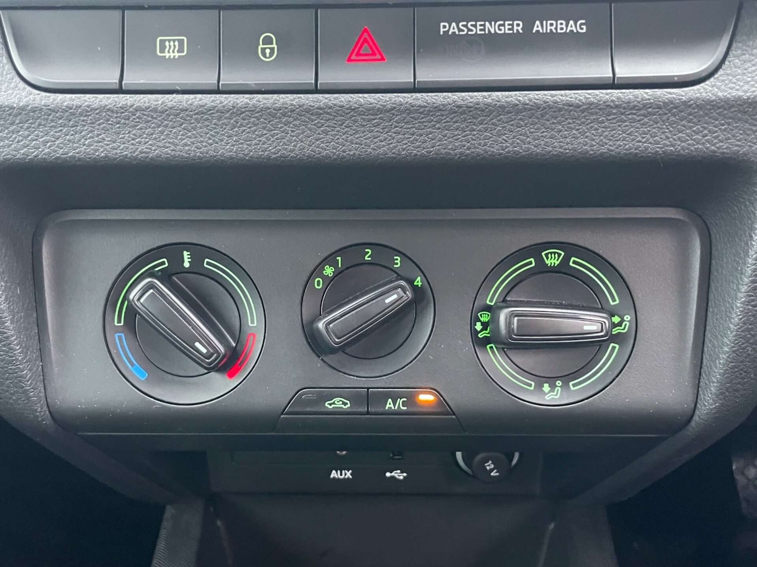 Used Skoda Fabia 2015 for sale - 76905232: Photo 36