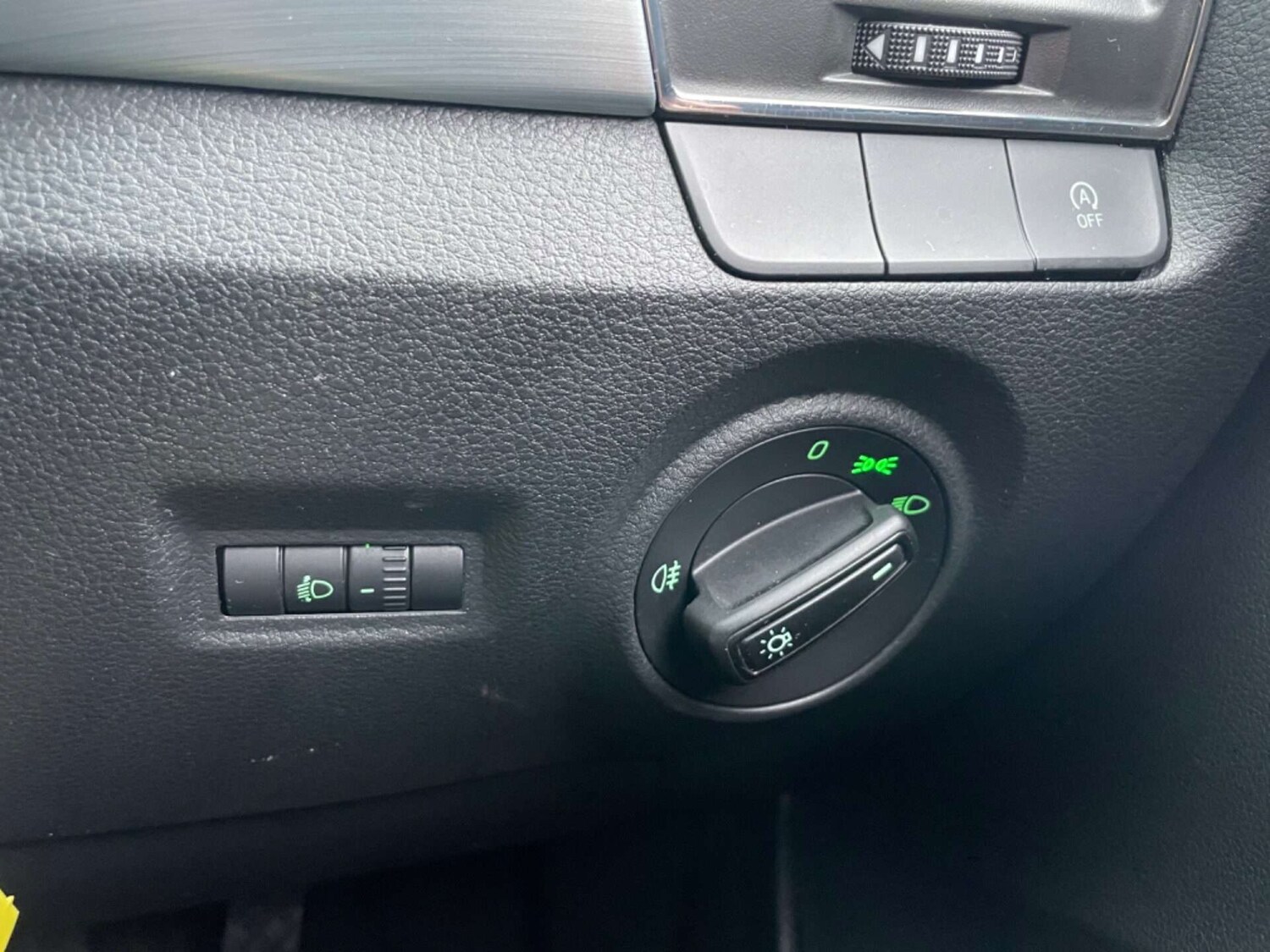 Used Skoda Fabia 2015 for sale - 76905232: Photo 41