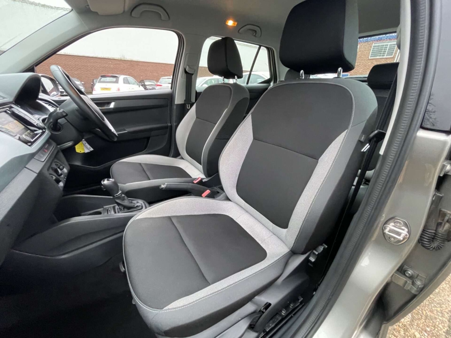 Used Skoda Fabia 2015 for sale - 76905232: Photo 46