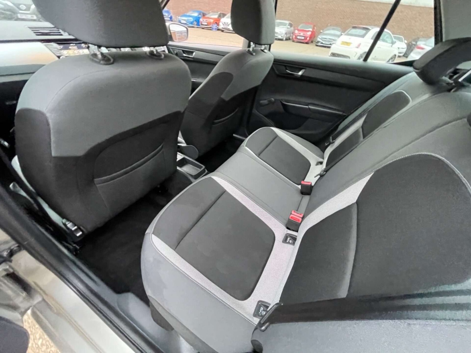 Used Skoda Fabia 2015 for sale - 76905232: Photo 48