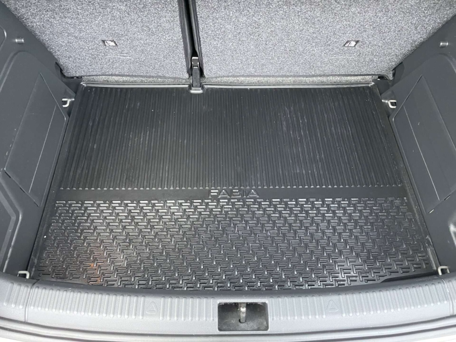 Used Skoda Fabia 2015 for sale - 76905232: Photo 49