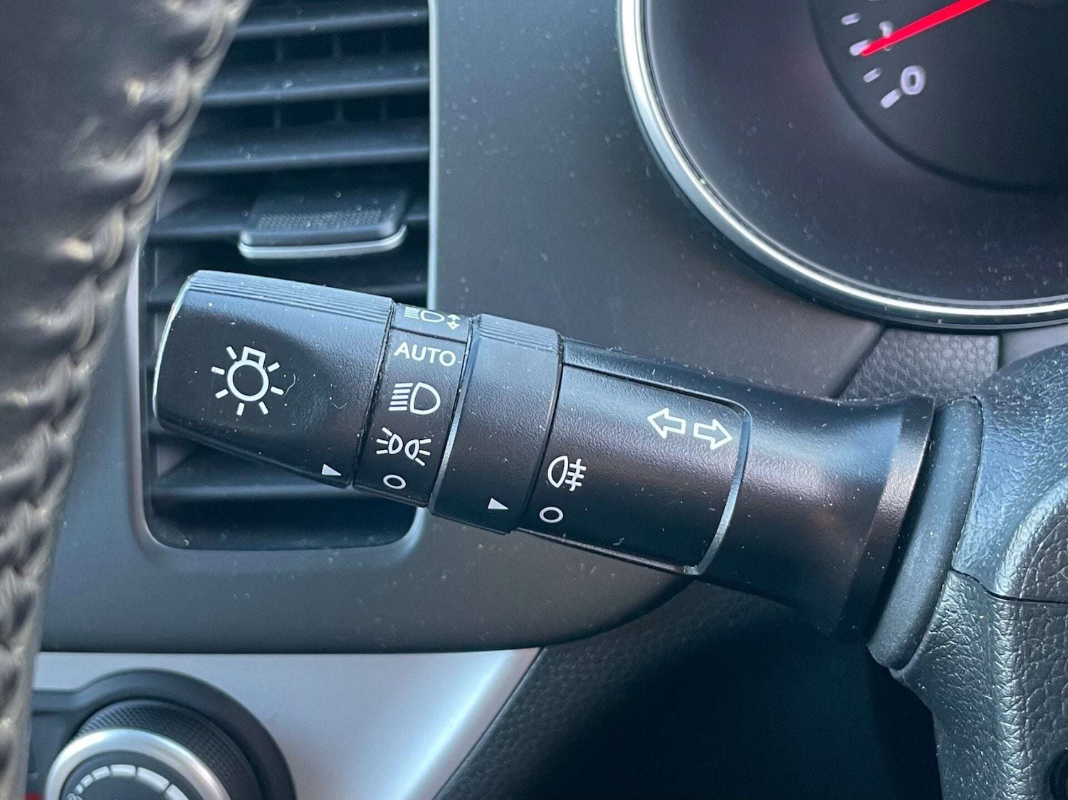 Used Kia Picanto 2016 for sale - 76905243: Photo 37