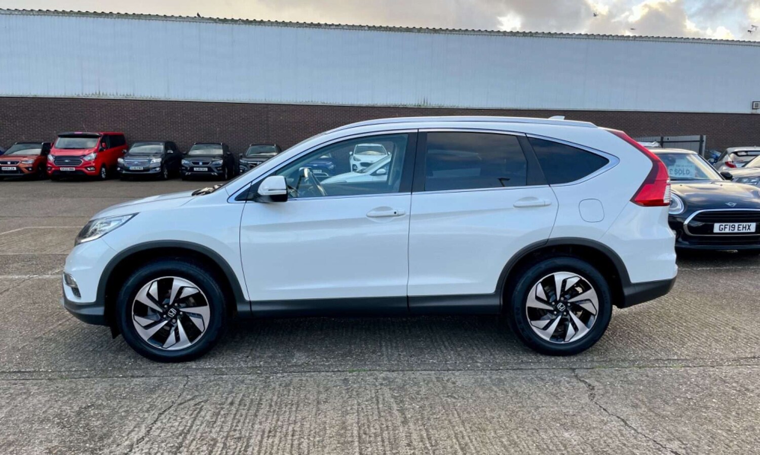 Used Honda CR-V 2018 for sale - 76905288: Photo 11