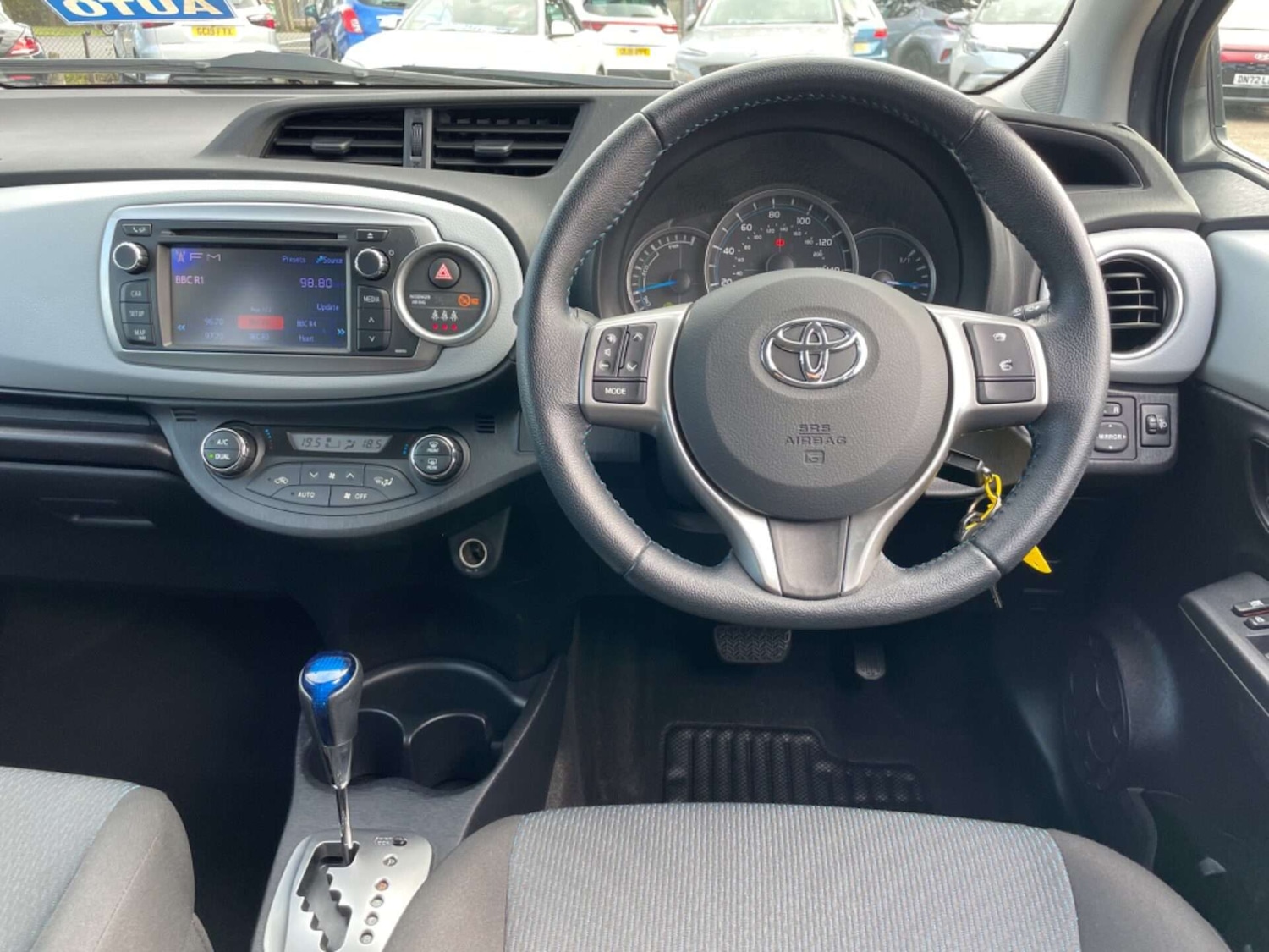 Used Toyota Yaris 2013 for sale - 76957837: Photo 18