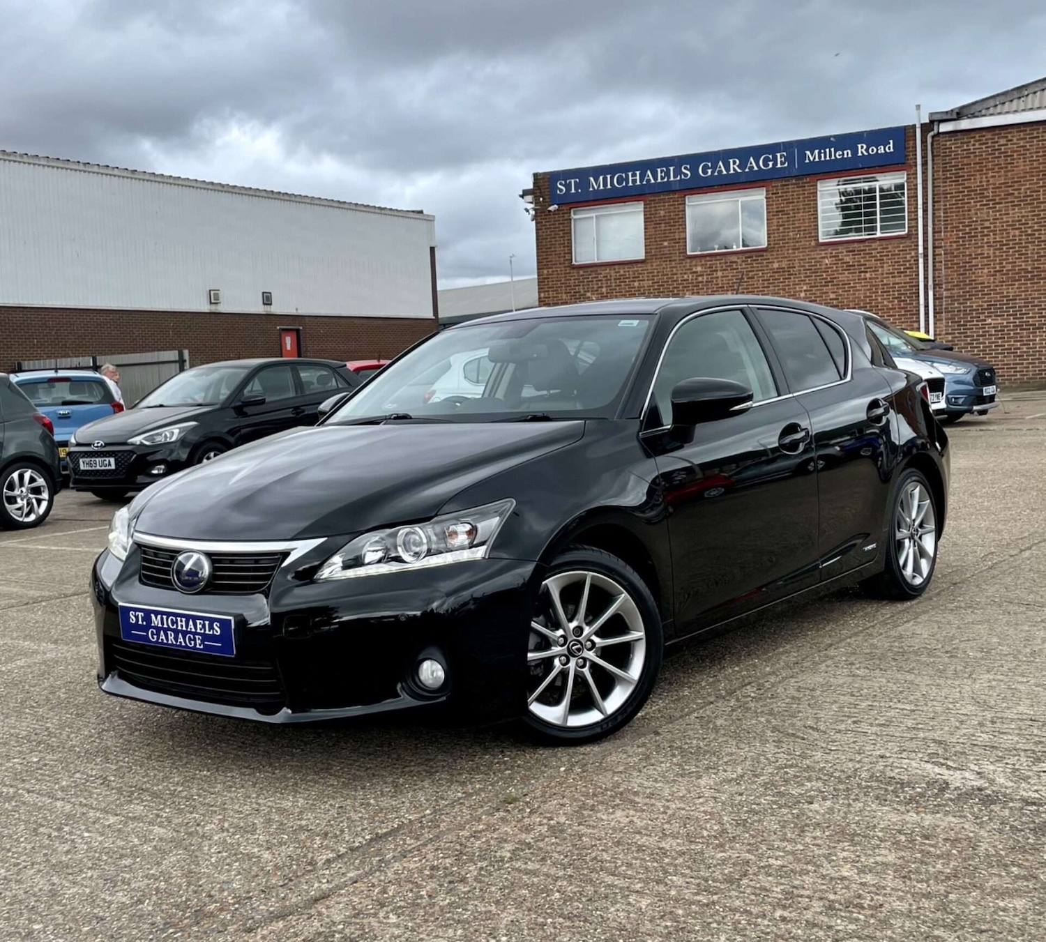 Used Lexus CT 2013 for sale - 76922521: Photo 1