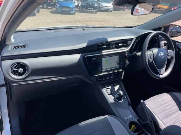 Used Toyota Auris 2019 for sale - 75425851: Photo 30