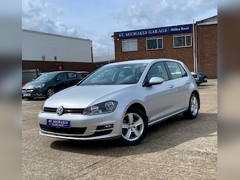 Used Volkswagen Golf 2015 for sale - 75683759: Photo
