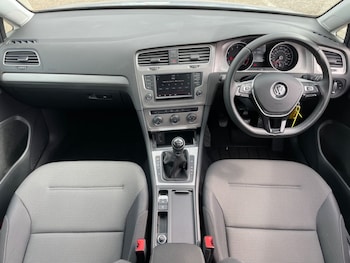 Used Volkswagen Golf 2015 for sale - 75683759: Photo