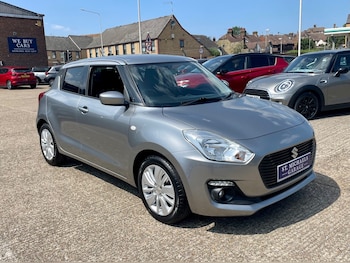 Used Suzuki Swift 2018 for sale - 75426239: Photo
