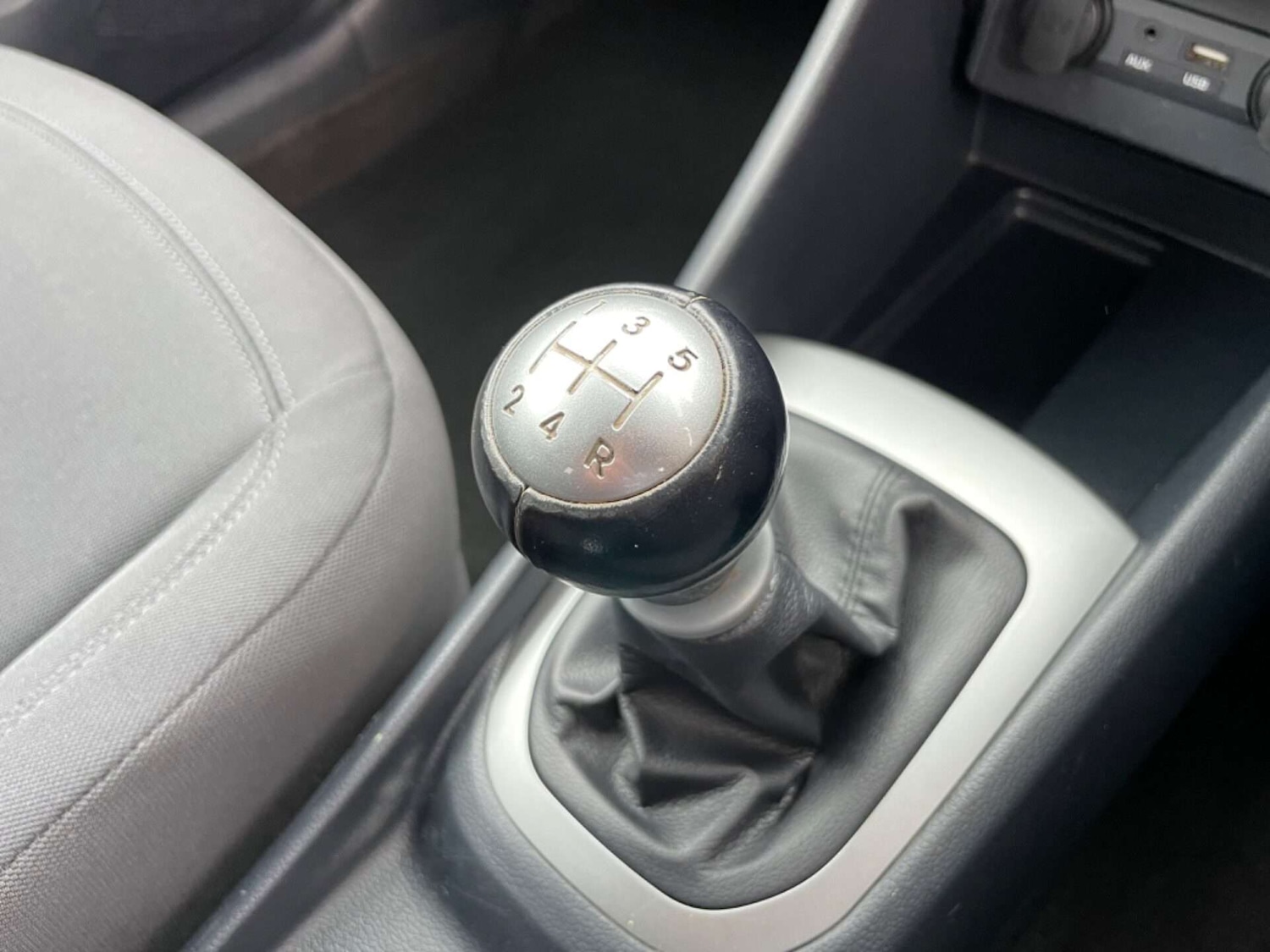 Used Kia Rio 2015 for sale - 76922532: Photo 32