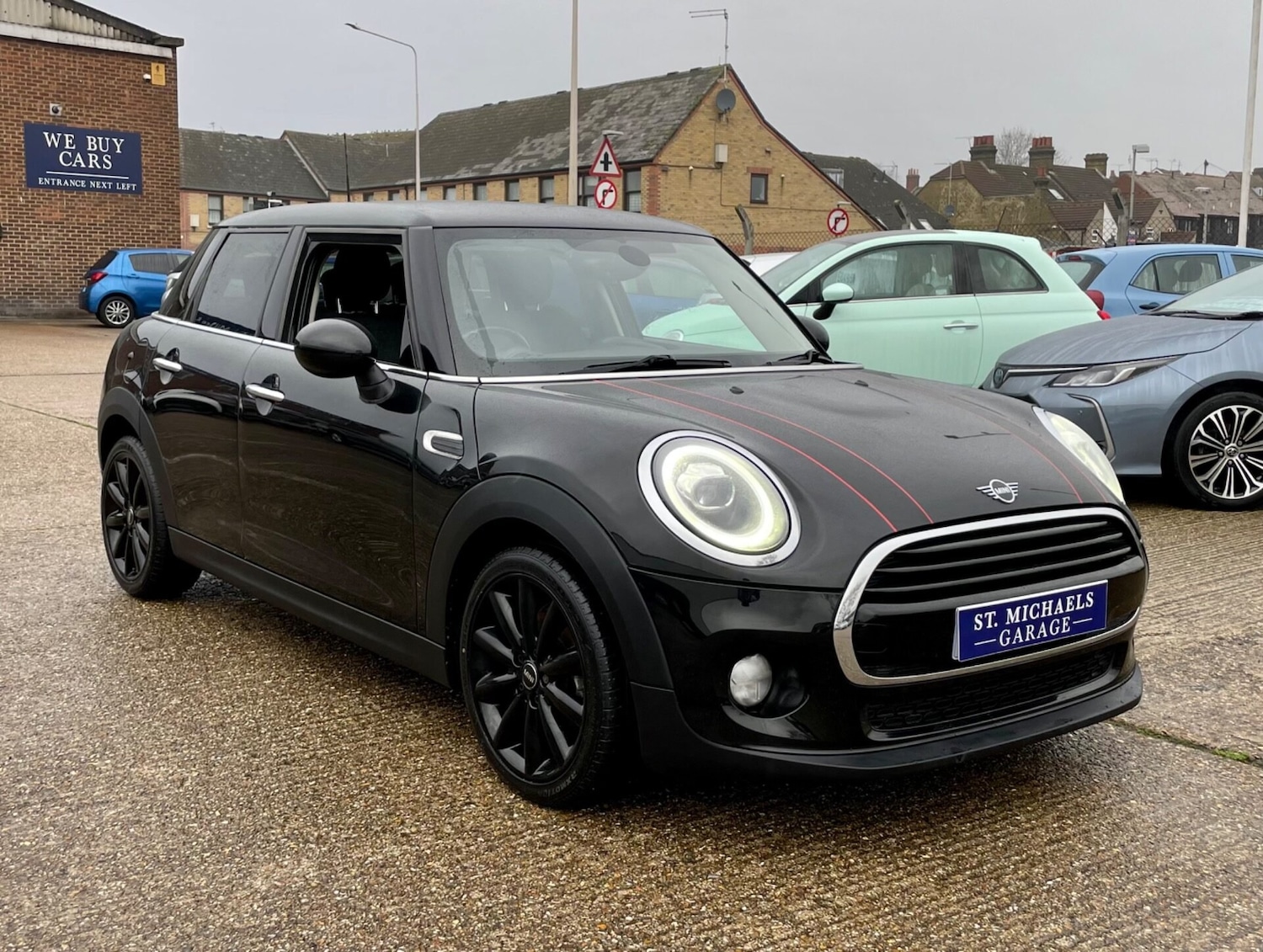 Used MINI Hatch 2018 for sale - 76588315: Photo 4