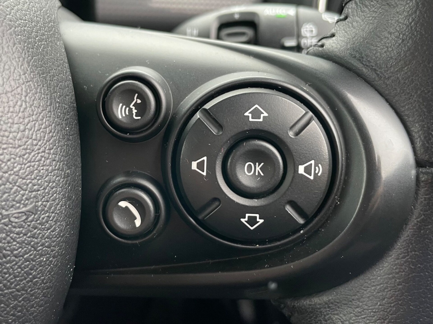 Used MINI Hatch 2018 for sale - 76588315: Photo 47