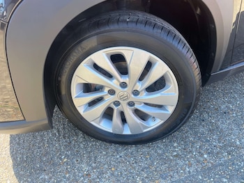 Used Suzuki SX4 S-Cross 2023 for sale - 77701548: Photo