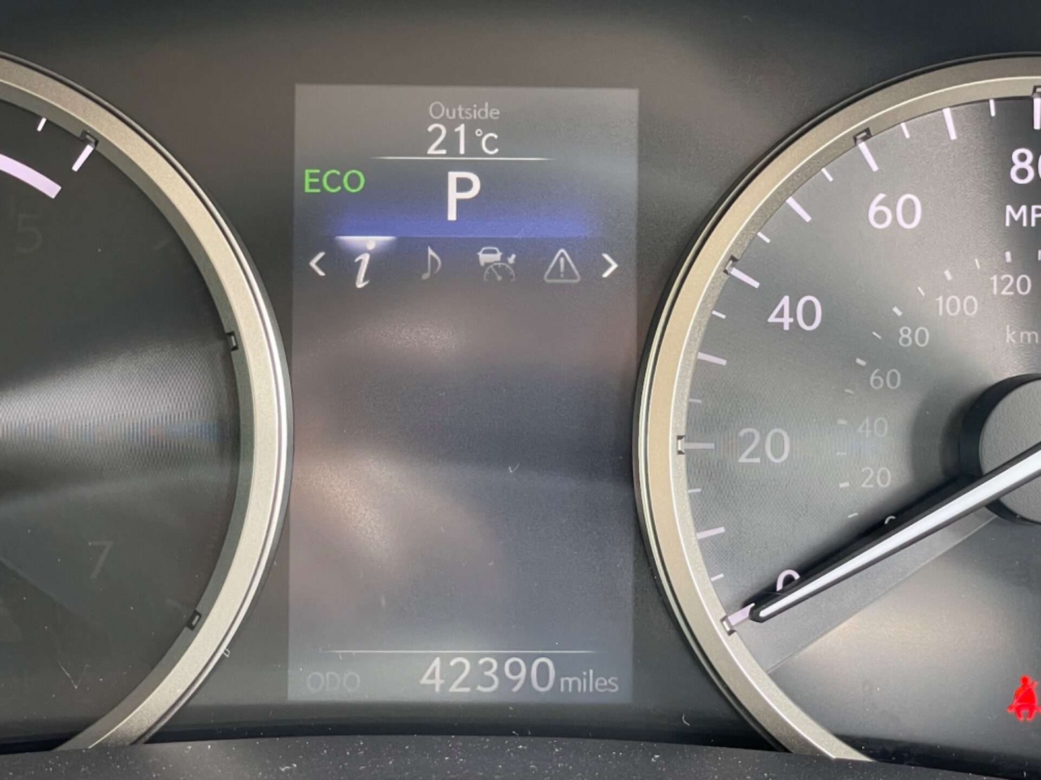 Used Lexus NX 2015 for sale - 76922516: Photo 27