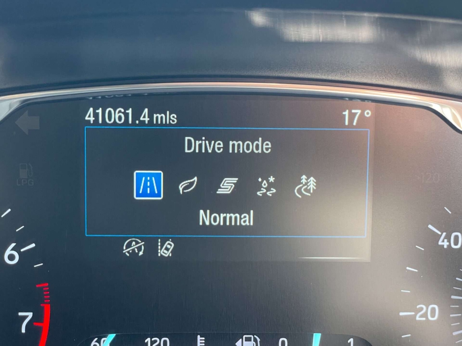 Used Ford Fiesta 2020 for sale - 76957822: Photo 29