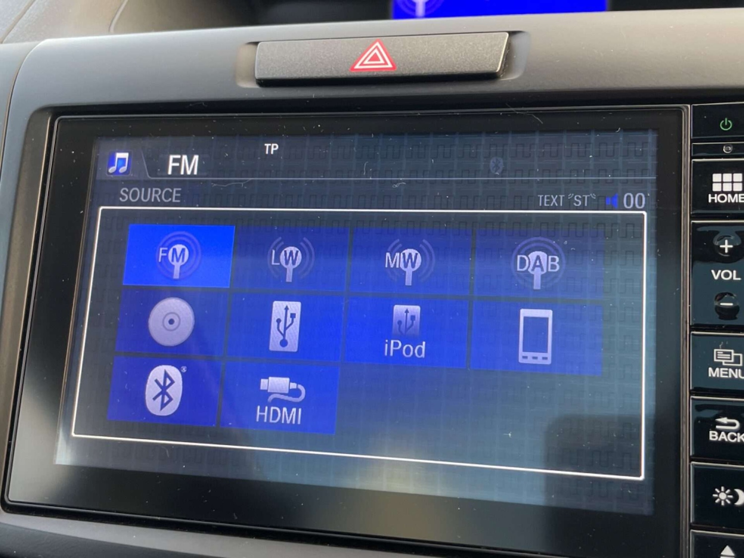 Used Honda CR-V 2018 for sale - 76957776: Photo 32