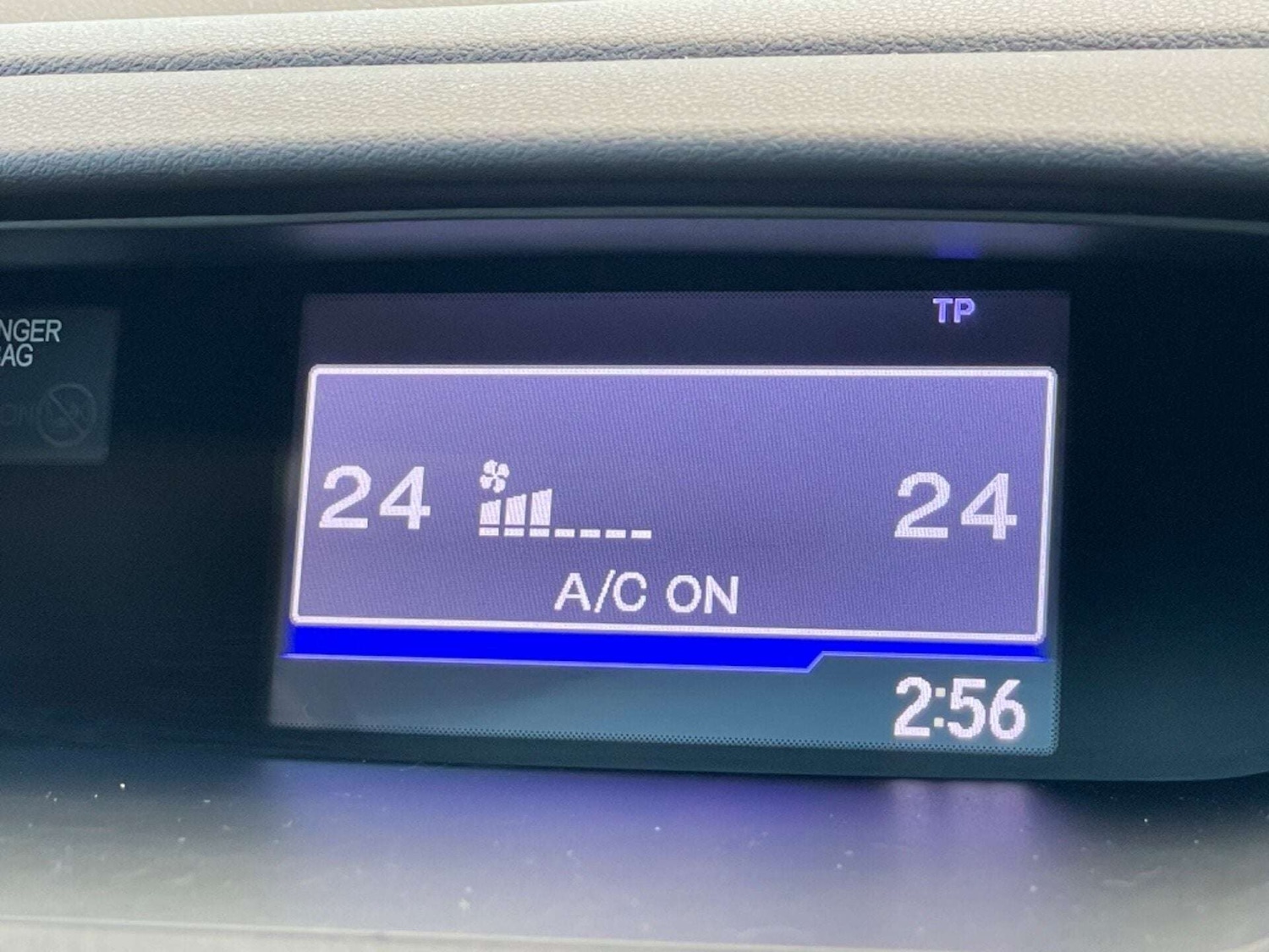 Used Honda CR-V 2018 for sale - 76957776: Photo 42