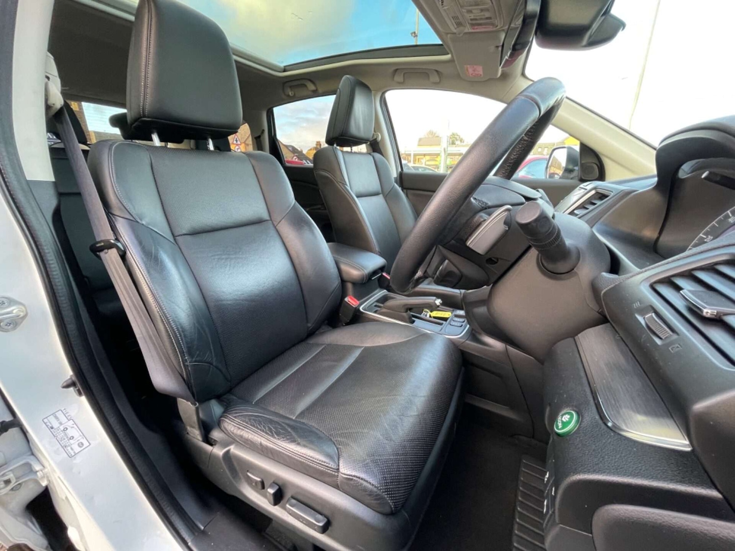 Used Honda CR-V 2018 for sale - 76957776: Photo 61