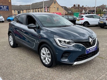 Used Renault Captur 2022 for sale - 78196806: Photo