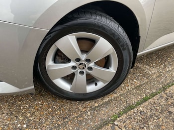 Used Skoda Fabia 2015 for sale - 76957750: Photo