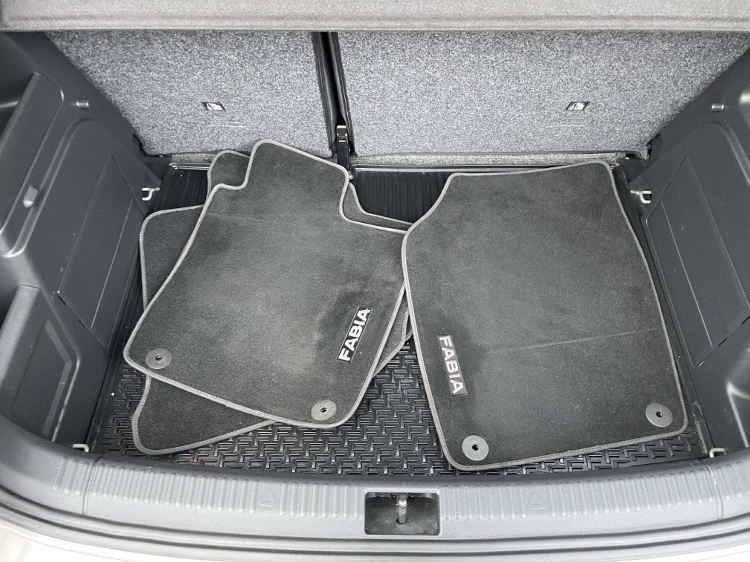 Used Skoda Fabia 2015 for sale - 76957750: Photo 51