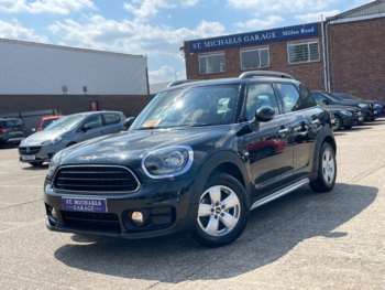 2017 (17) - COOPER 5-Door