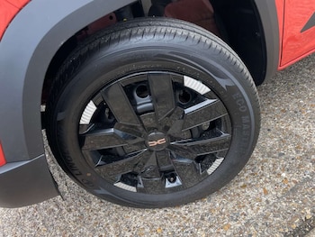 Used Dacia Spring 2024 for sale - 78775524: Photo