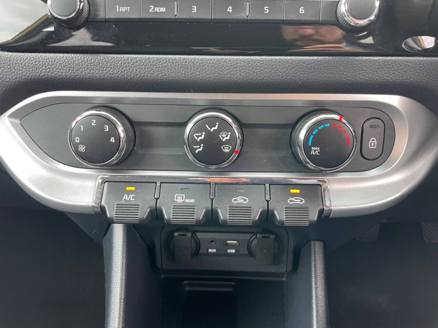 Used Kia Rio 2015 for sale - 76352357: Photo 30