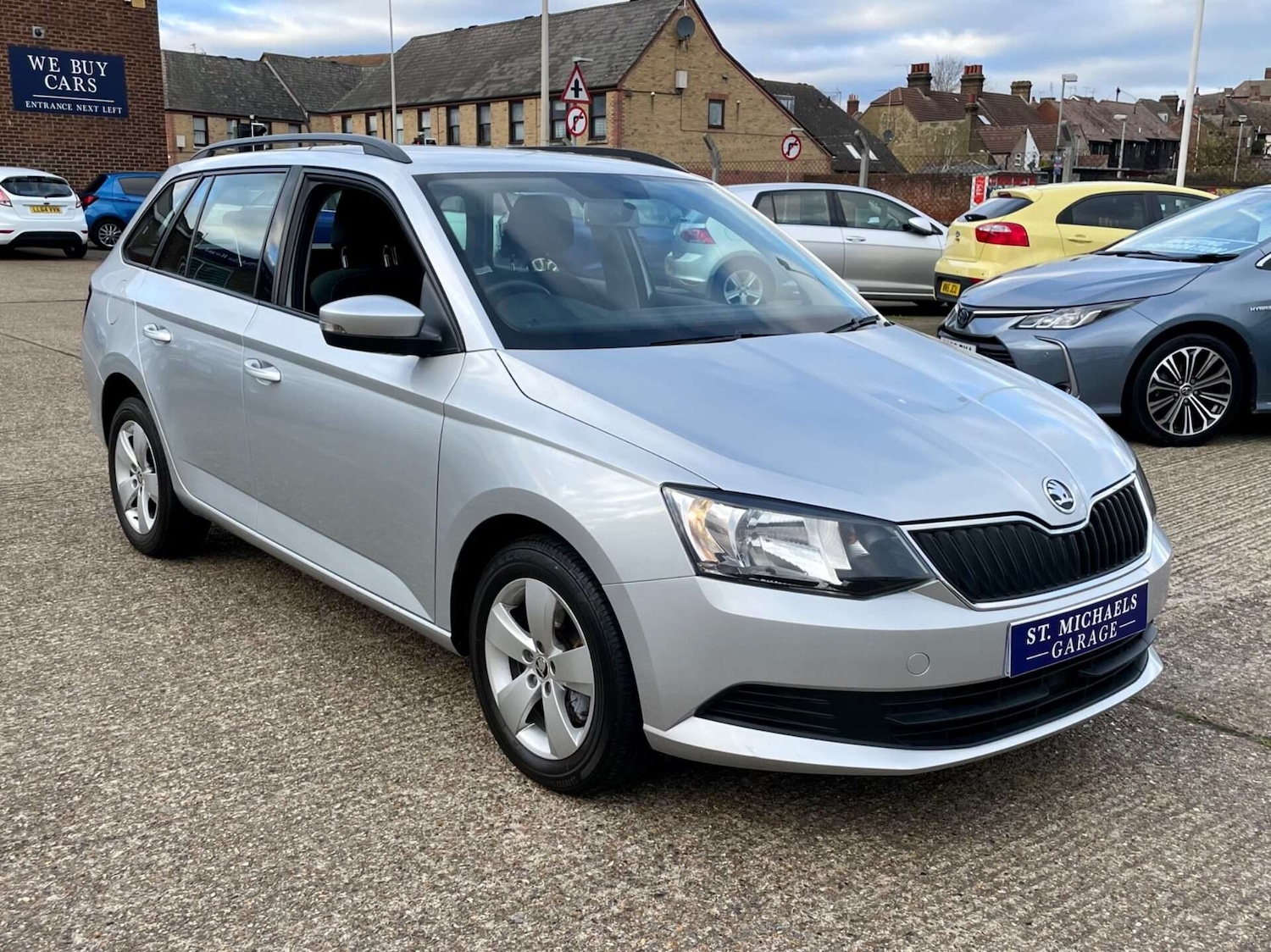 Used Skoda Fabia 2016 for sale - 76905245: Photo 4