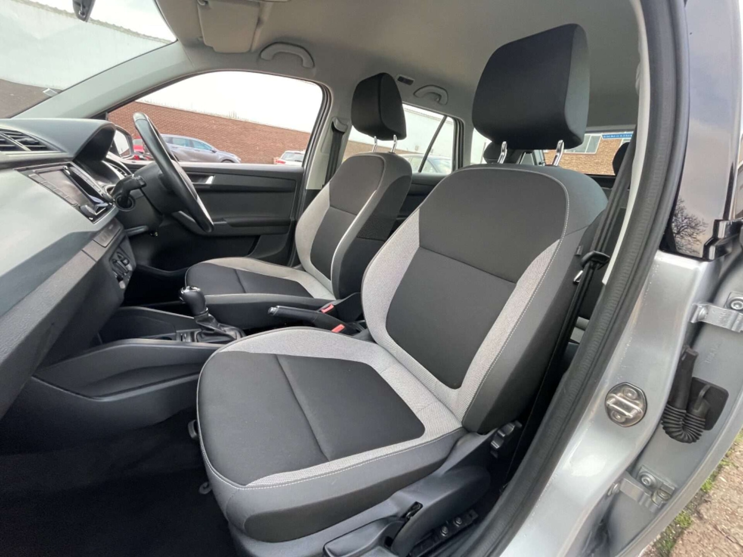 Used Skoda Fabia 2016 for sale - 76905245: Photo 60