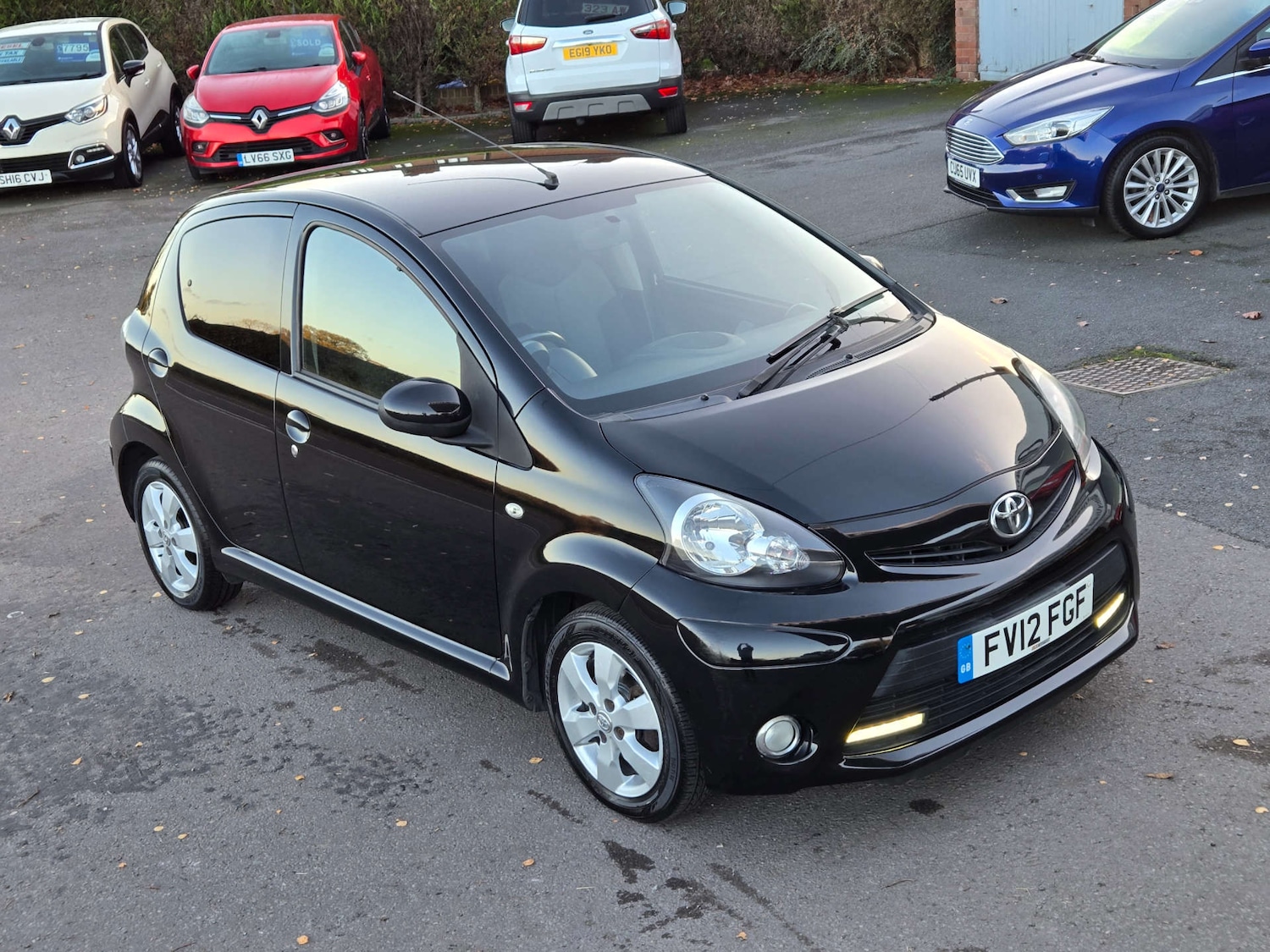 Used Toyota AYGO 2012 for sale - 76522550: Photo 16