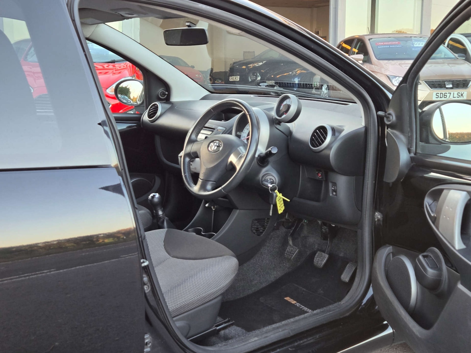 Used Toyota AYGO 2012 for sale - 76522550: Photo 17