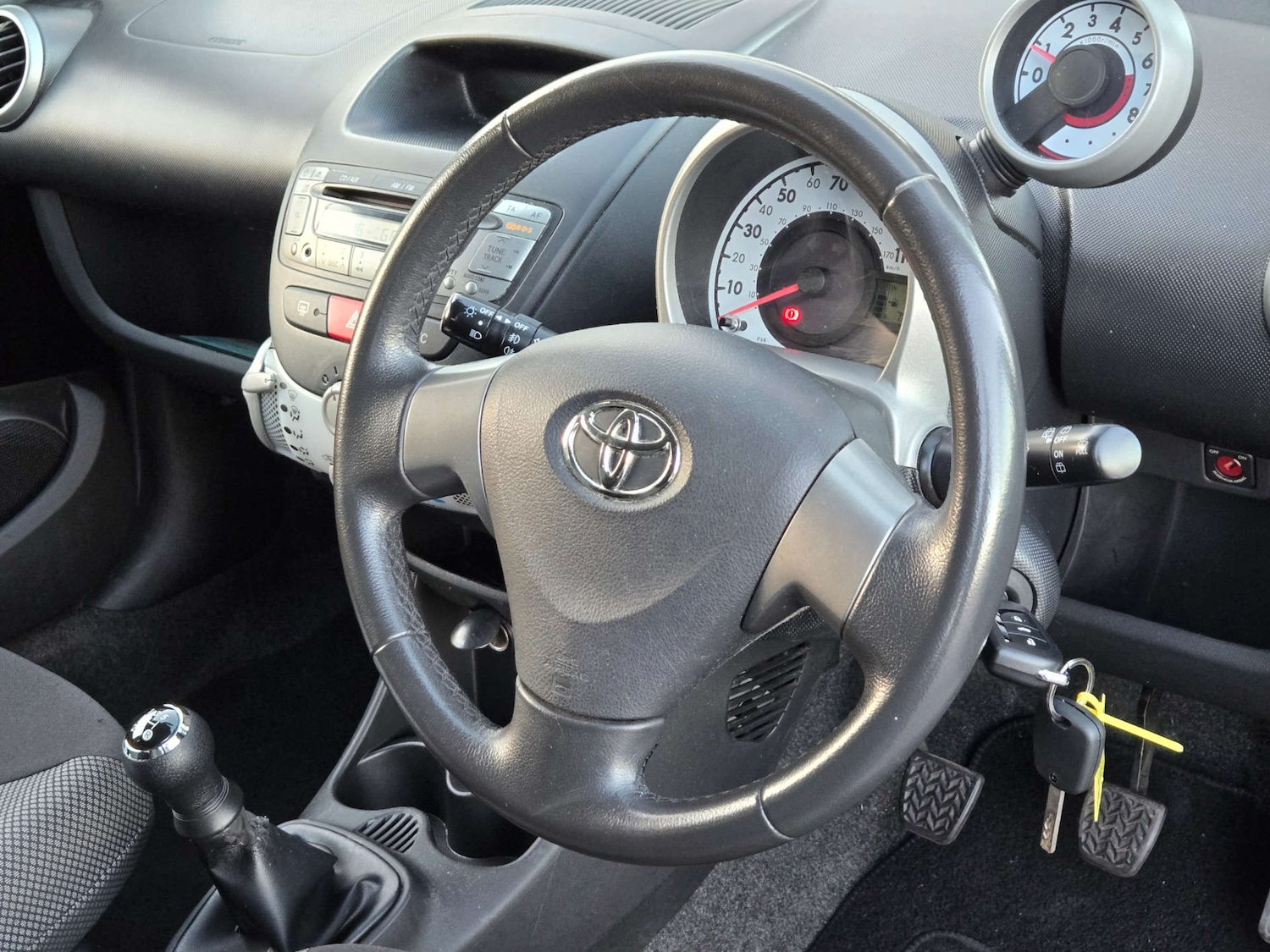 Used Toyota AYGO 2012 for sale - 76522550: Photo 18