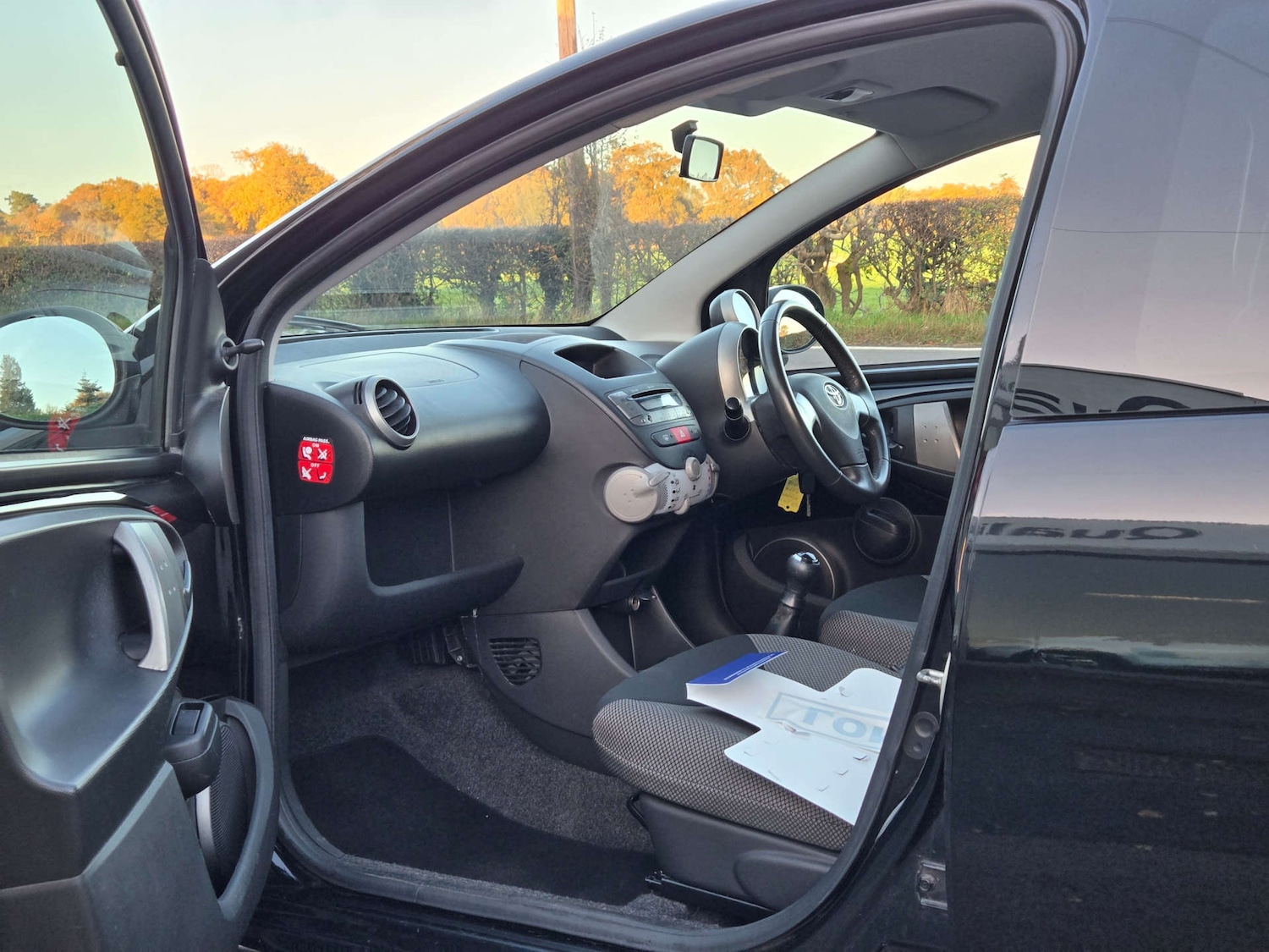 Used Toyota AYGO 2012 for sale - 76522550: Photo 27