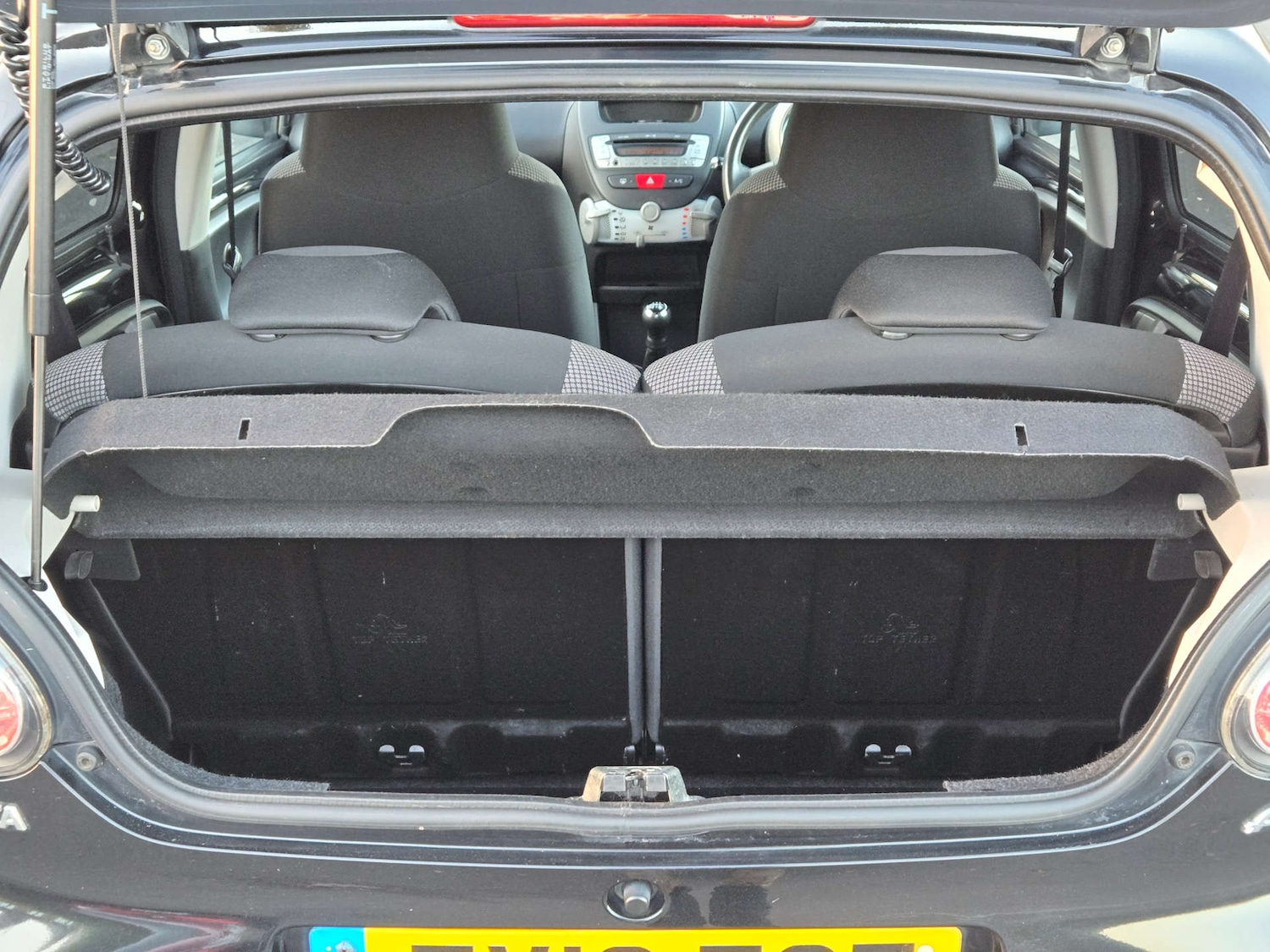 Used Toyota AYGO 2012 for sale - 76522550: Photo 6