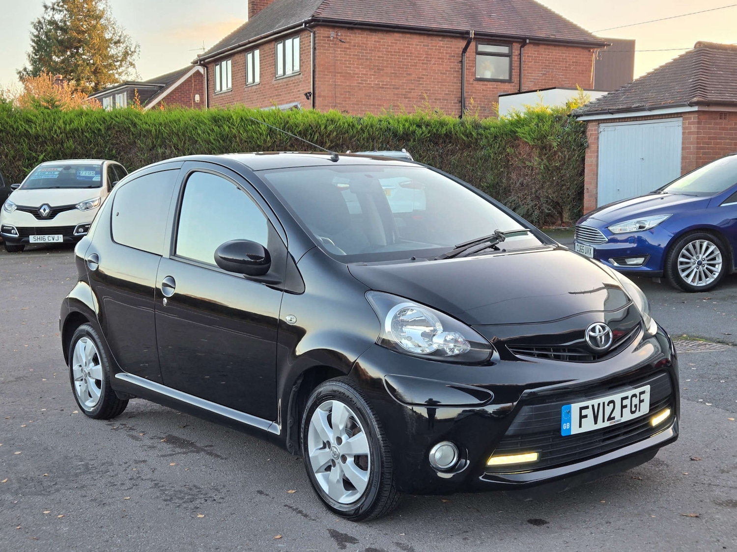 Used Toyota AYGO 2012 for sale - 76522550: Photo 9
