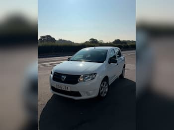 Used Dacia Sandero 2016 for sale - 79615571: Photo