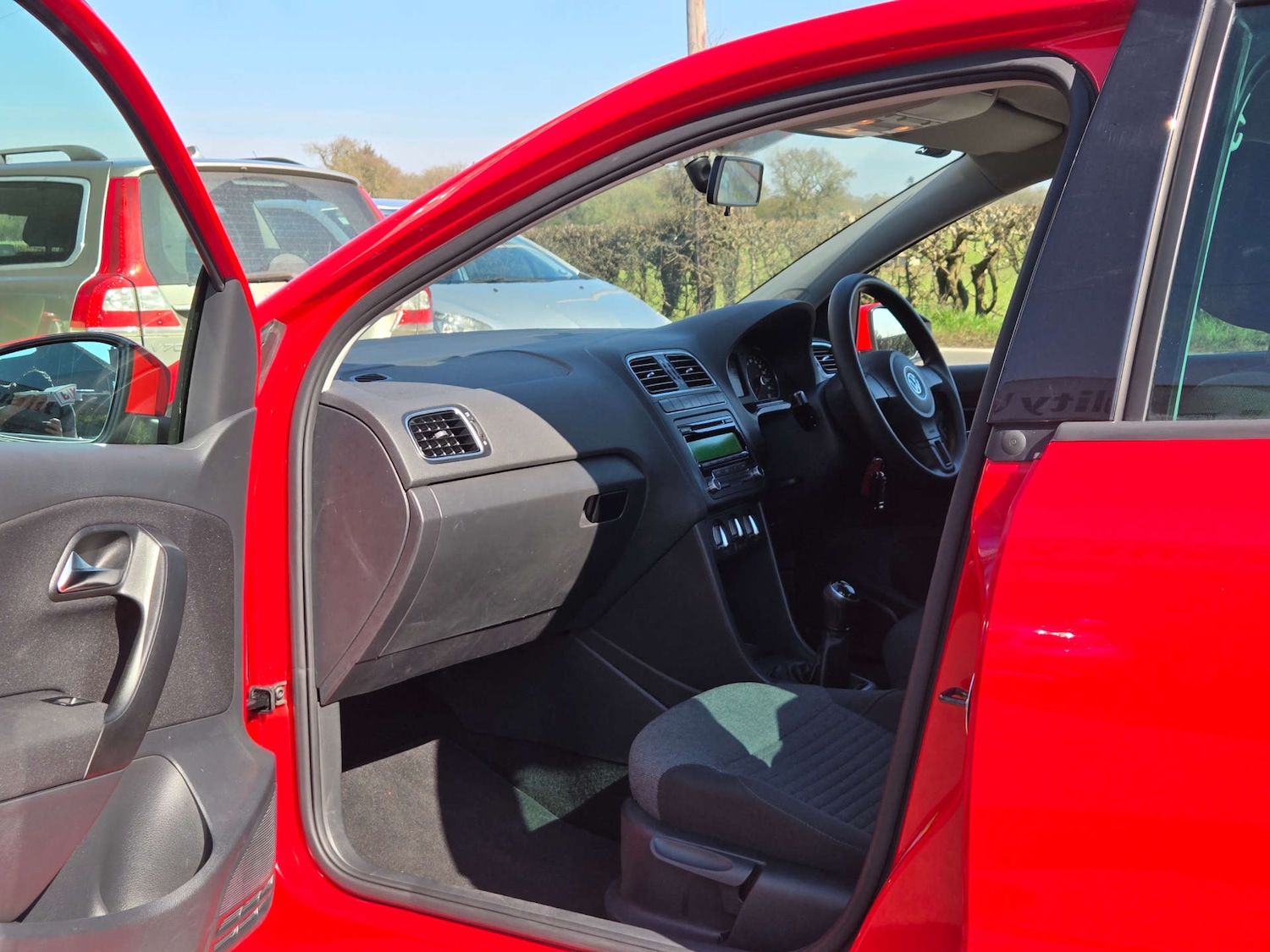 Used Volkswagen Polo 2013 for sale - 77953392: Photo 32