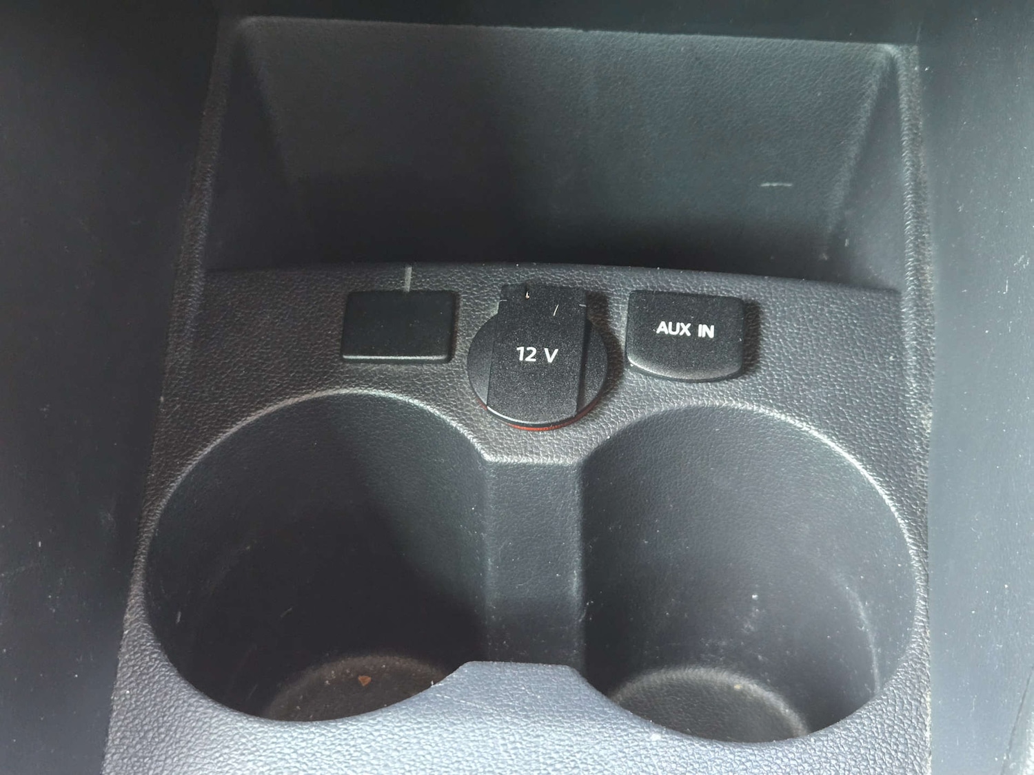 Used Volkswagen Polo 2013 for sale - 77953392: Photo 37