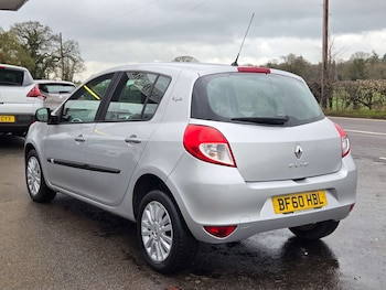 Used Renault Clio 2010 for sale - 77285449: Photo