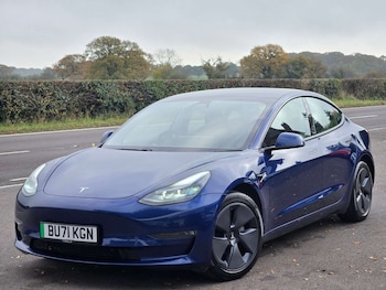 Used Tesla Model 3 2021 for sale - 76511107: Photo
