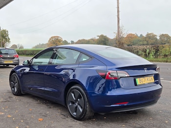 Used Tesla Model 3 2021 for sale - 76511107: Photo