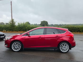 Used Ford Focus 2017 for sale - 79641892: Photo