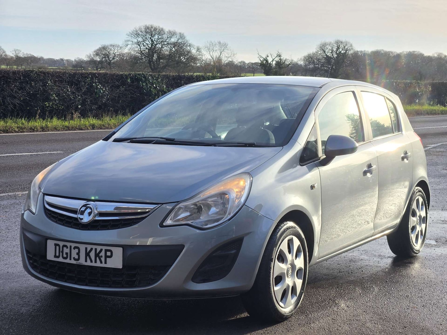 Used Vauxhall Corsa 2013 for sale - 76934880: Photo 2