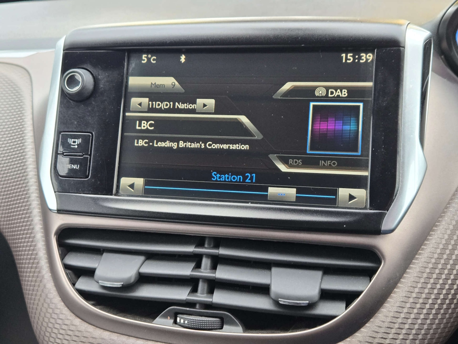 Used Peugeot 2008 2013 for sale - 76414879: Photo 33