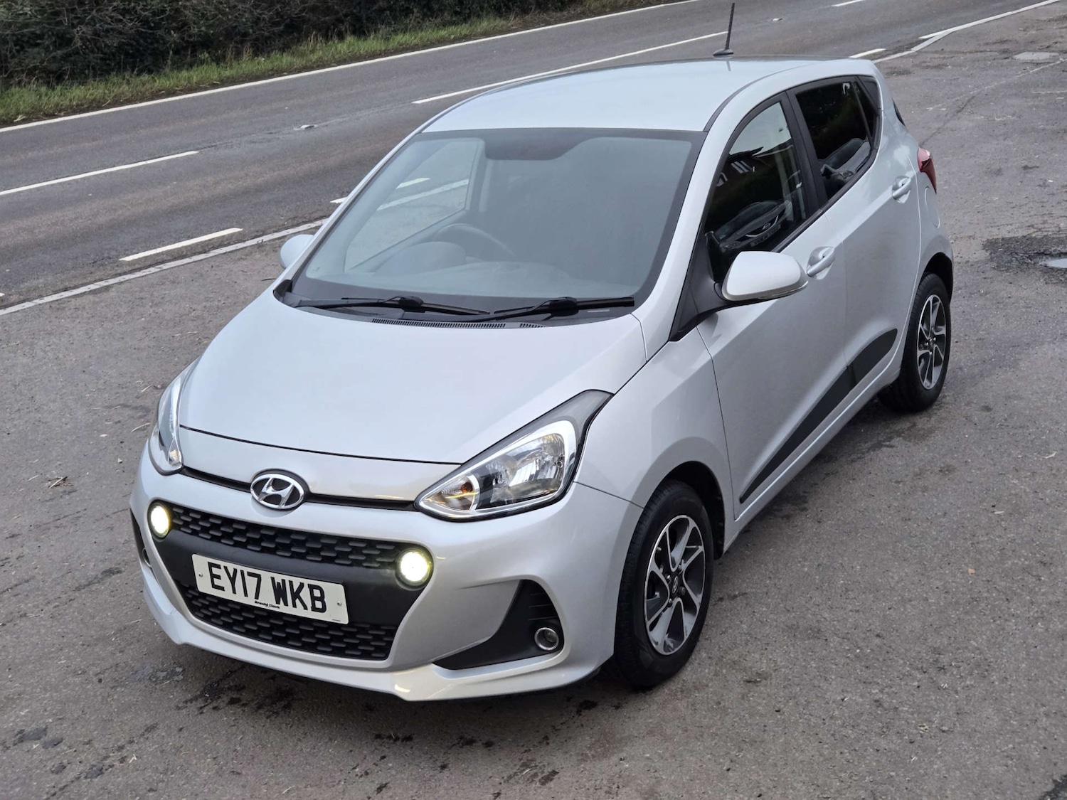Used Hyundai i10 2017 for sale - 77558806: Photo 11