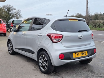 Used Hyundai i10 2017 for sale - 77558806: Photo