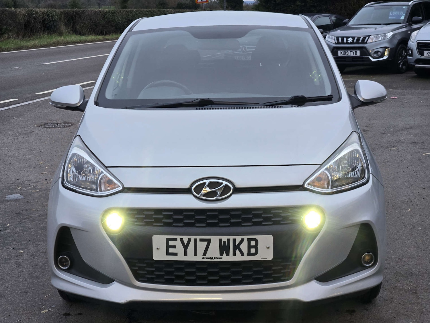 Used Hyundai i10 2017 for sale - 77558806: Photo 9
